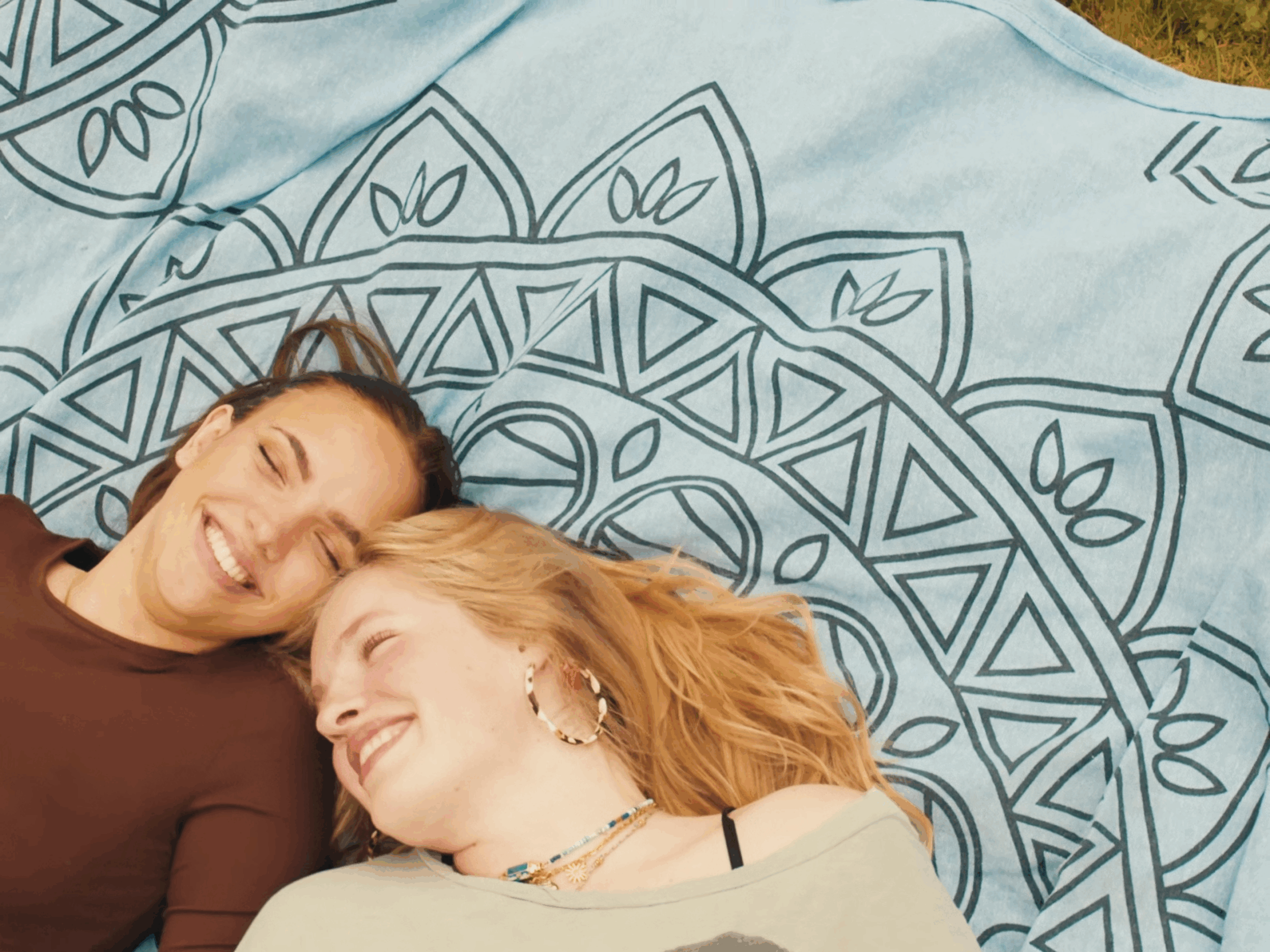 Vertel het me (2024) - Documentaire 7-9 screenshot