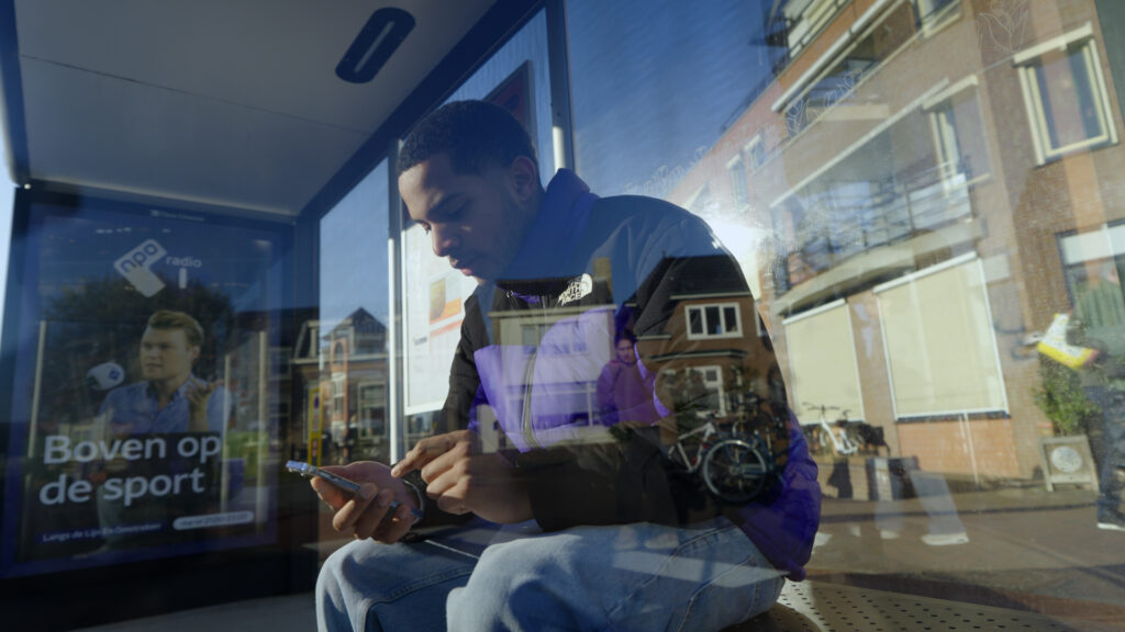 Sequence 02.00_06_30_17.Still009